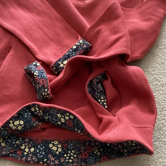 Orvis Faded Red Pullover with Floral Trim - Picture 3 of 6